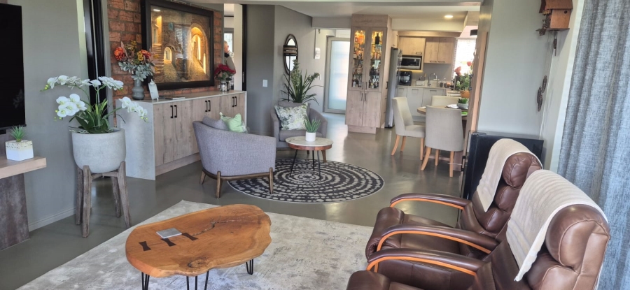 2 Bedroom Property for Sale in Island View Western Cape